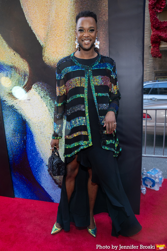 Photos: Stars Walk the Red Carpet for Opening Night of LEMPICKA Image