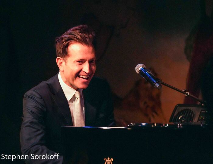 Photos: Peter Cincotti Continues Residency at Cafe Carlyle Image