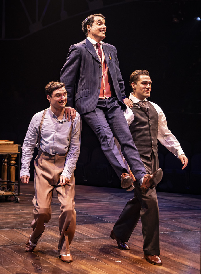 Photos: First Look At THE MUSIC MAN At Marriott Theatre Image