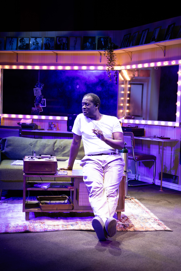 Photos: First Look at Sam Henderson in WaterTower Theatre's SATCHMO AT THE WALDORF Image