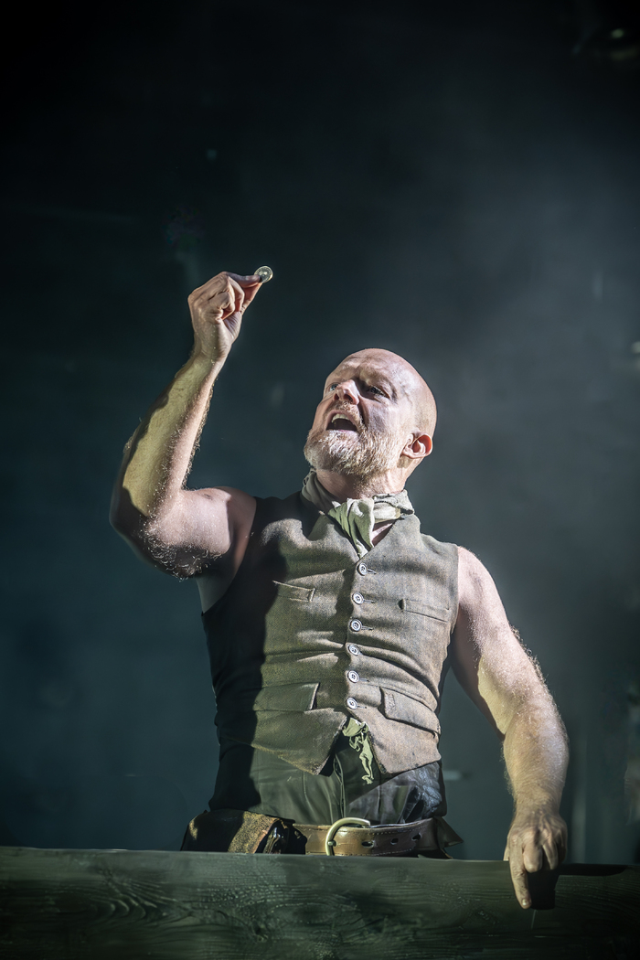 Photos: First Look at LONDON TIDE at the National Theatre Image