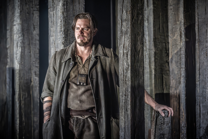 Photos: First Look at LONDON TIDE at the National Theatre Image