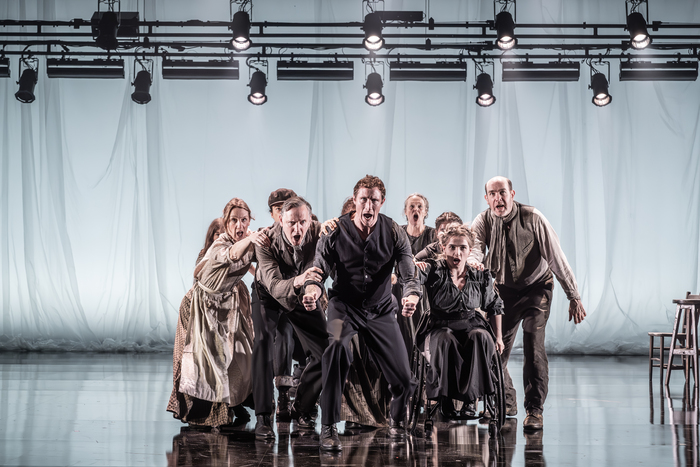 Photos: First Look at LONDON TIDE at the National Theatre Image