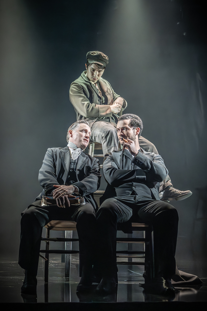 Photos: First Look at LONDON TIDE at the National Theatre Image