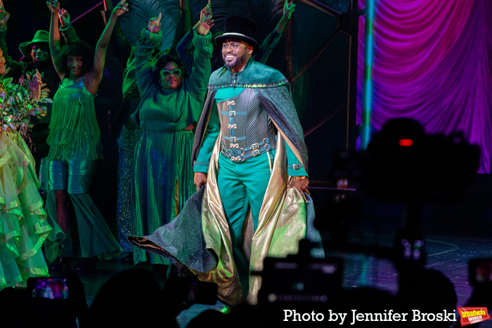 Photos: The Cast of THE WIZ Takes Their Opening Night Bows Image