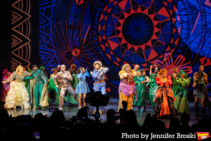 Photos: The Cast of THE WIZ Takes Their Opening Night Bows Image