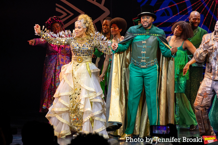 Photos: The Cast of THE WIZ Takes Their Opening Night Bows Image