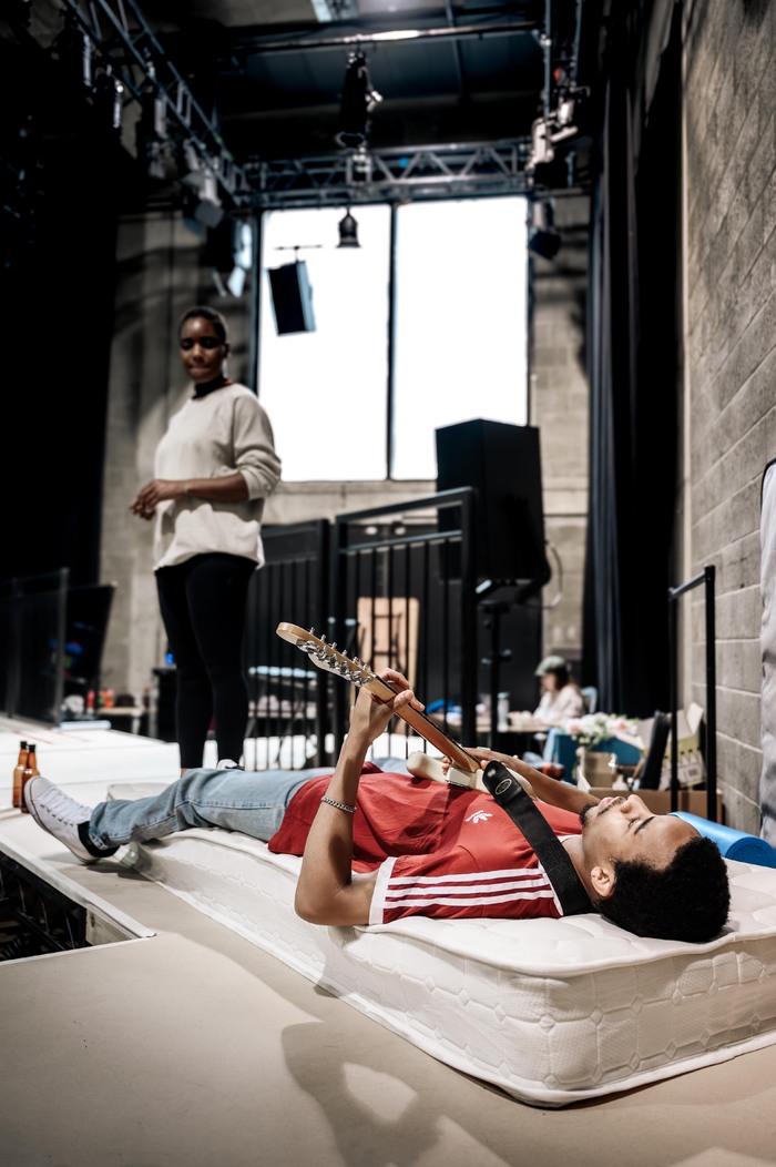 Photos: Inside Rehearsal For PASSING STRANGE at the Young Vic Theatre Image