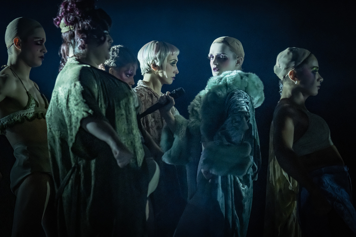 Photos: First Look at Eddie Redmayne, Gayle Rankin & More in CABARET Image