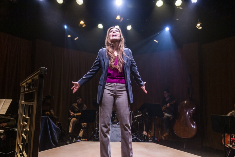 REVIEW: Andrew Lloyd Webber's TELL ME ON A SUNDAY Showcases Erin Clare's Beautiful Voice Image