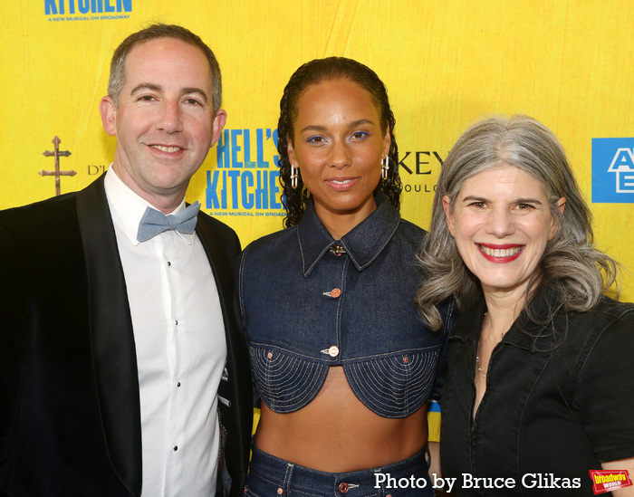 Photos: On the Red Carpet with the HELL'S KITCHEN Cast & Creatives on Opening Night Image