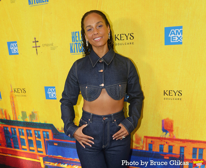 Photos: On the Red Carpet with the HELL'S KITCHEN Cast & Creatives on Opening Night Image