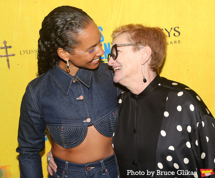Photos: On the Red Carpet with the HELL'S KITCHEN Cast & Creatives on Opening Night Image
