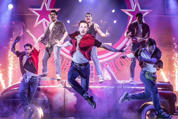 Photos: Get a First Look at GREASE UK & Ireland Tour Image