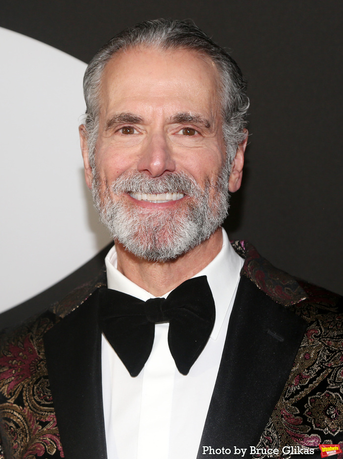 Photos: CABARET Cast Serves Double the Red Carpet Looks on Opening Weekend Image