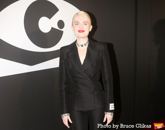 Photos: CABARET Cast Serves Double the Red Carpet Looks on Opening Weekend Image