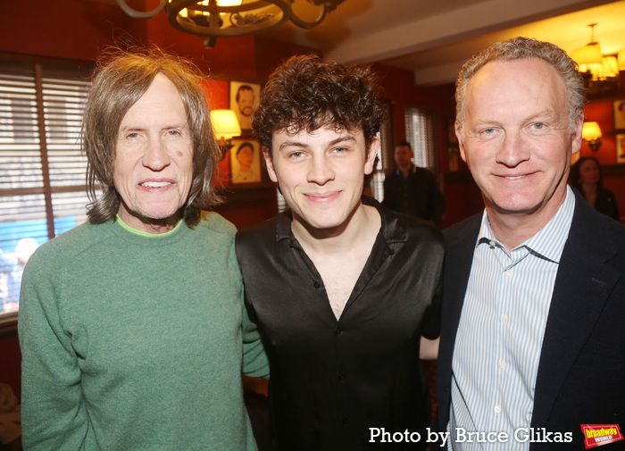 Photos: BACK TO THE FUTURE's Roger Bart Has Sardi's Caricature Unveiled Image