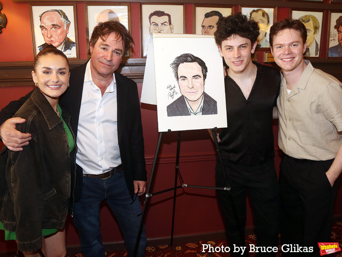 Photos: BACK TO THE FUTURE's Roger Bart Has Sardi's Caricature Unveiled Image