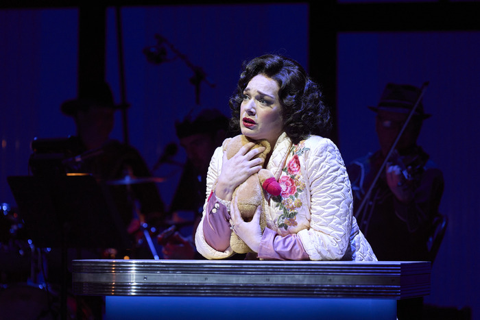 Photos: First Look at Great Lakes Theater's ALWAYS...PATSY CLINE Image