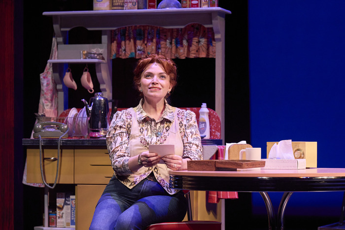 Photos: First Look at Great Lakes Theater's ALWAYS...PATSY CLINE Image