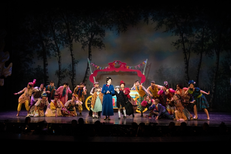 Review: Anything Can Happen When MARY POPPINS Takes The Stage!  Image
