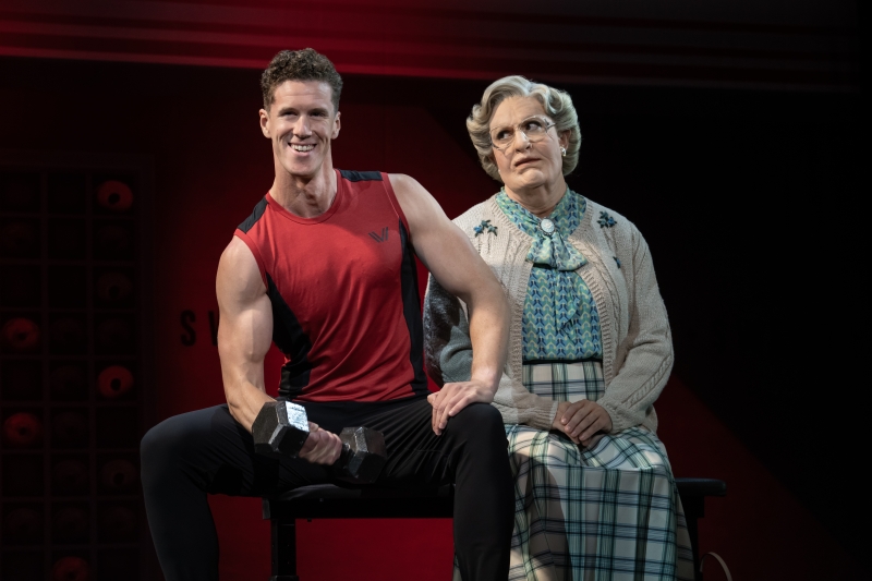 Review: MRS. DOUBTFIRE at Blumenthal Performing Arts  Image