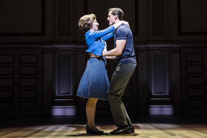 Photos: First Look At BEAUTIFUL: THE CAROLE KING MUSICAL At Paramount Theatre Image
