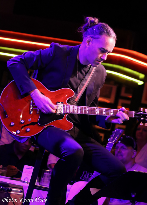 Photos: Wendy Moten Returns To The Birdland Stage Image