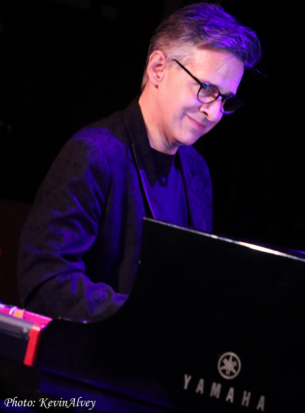 Photos: Wendy Moten Returns To The Birdland Stage Image