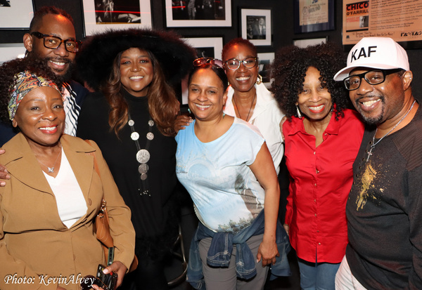 Photos: Wendy Moten Returns To The Birdland Stage Image