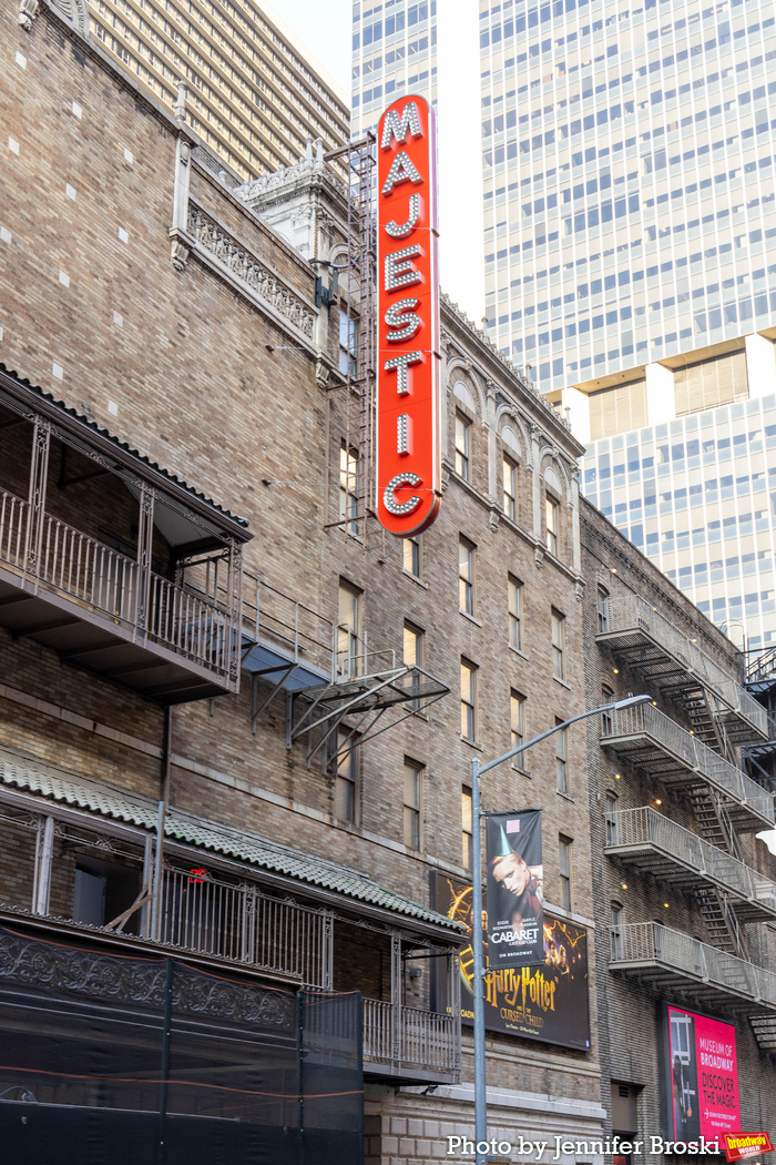 Photos: Original Majestic Theater Signage Is Back Image