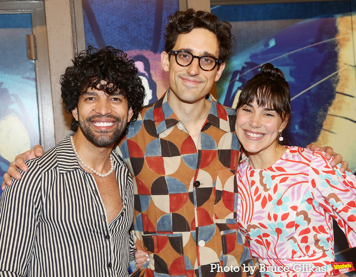 Photos: See Rachel Zegler, Julianne Hough & More at ILLINOISE Gala Celebration Image