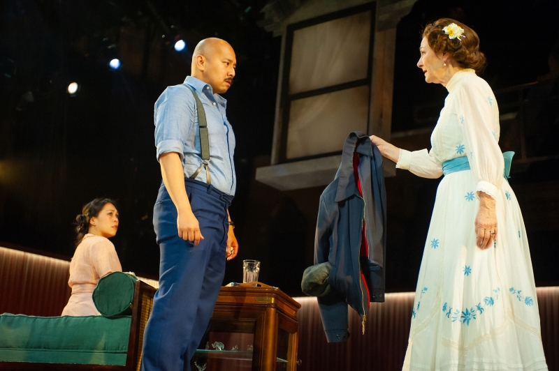 Review: THE GLASS MENAGERIE at SF Playhouse Image