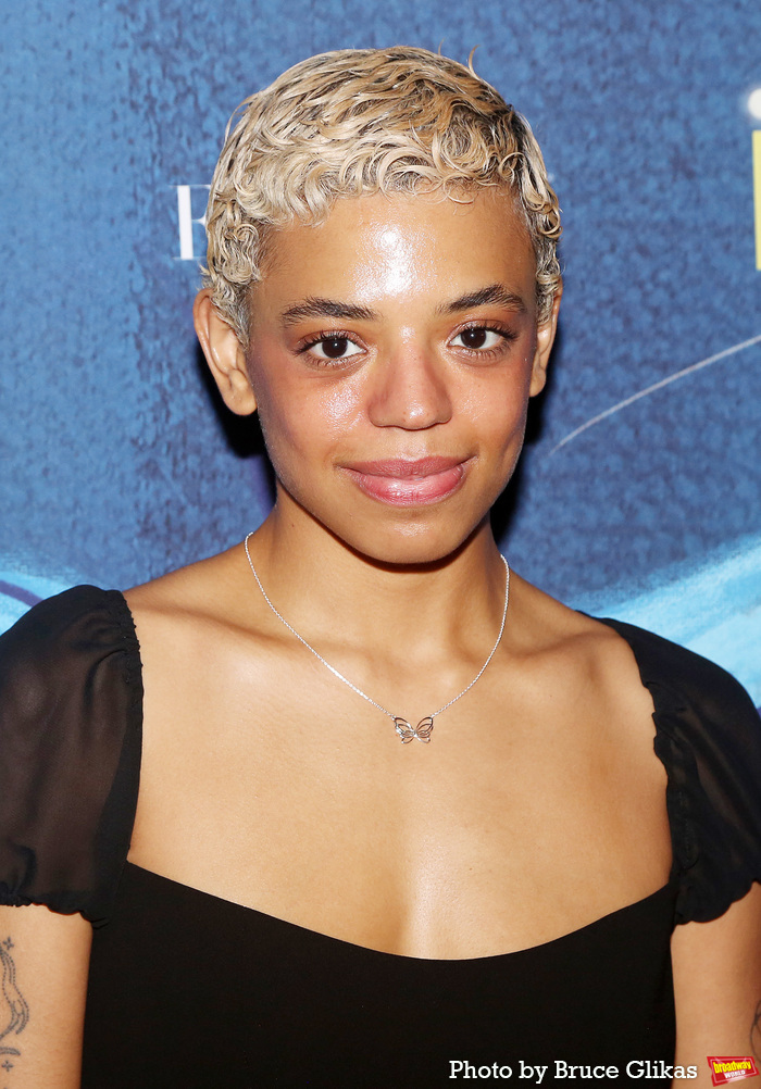 Photos: Cast & Creatives Celebrate Gala Opening of ILLINOISE Image