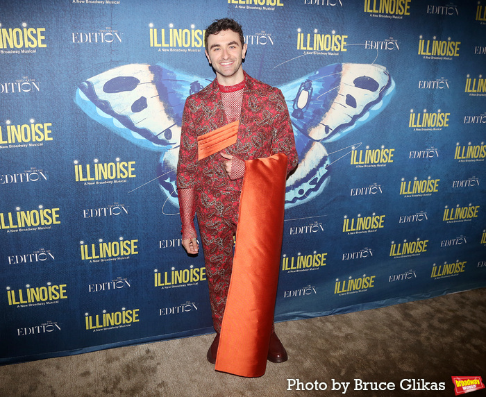 Photos: Cast & Creatives Celebrate Gala Opening of ILLINOISE Image