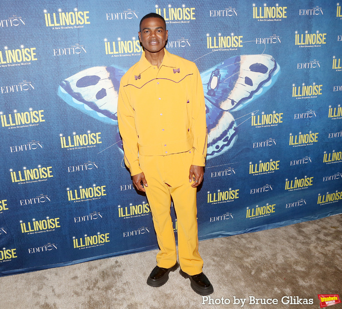 Photos: Cast & Creatives Celebrate Gala Opening of ILLINOISE Image