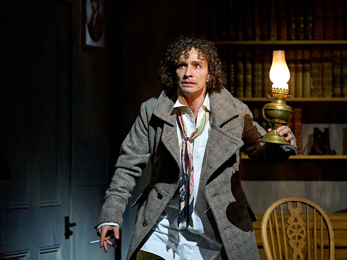 Photos: First Look at WITHNAIL & I at Birmingham Rep Image