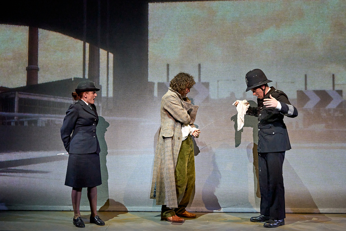 Photos: First Look at WITHNAIL & I at Birmingham Rep Image