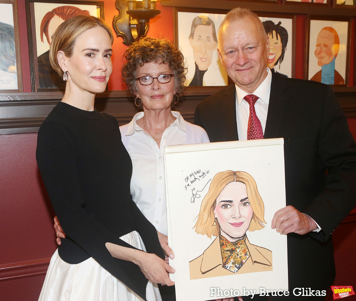 Photos: APPROPRIATE's Sarah Paulson Receives Portrait at Sardi's Image