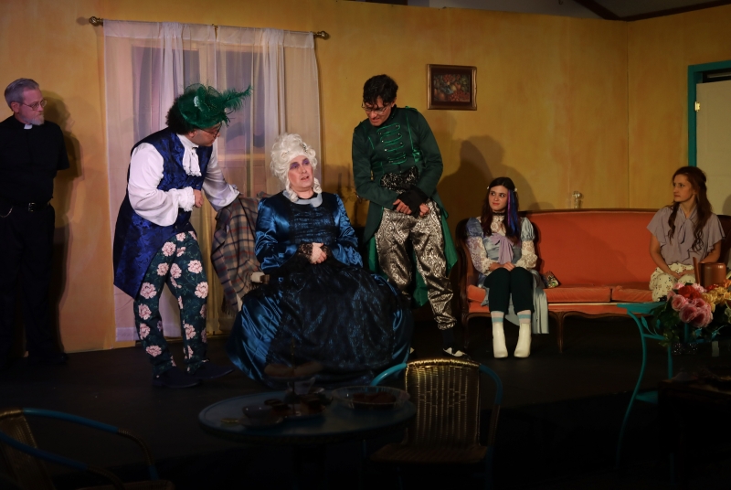 Review: THE IMPORTANCE OF BEING EARNEST at The Lantern Theatre/Maumelle Players 