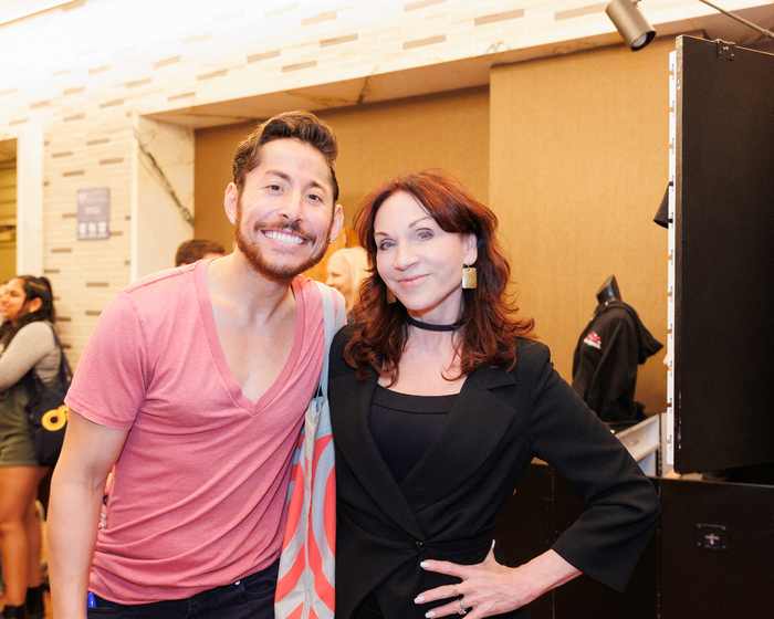 Photos: Marilu Henner & Joe Montana Visit THE HEART OF ROCK AND ROLL Image