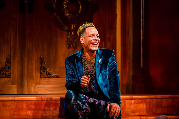 Photos: First Look At METAMORPHOSES At Folger Theatre Image