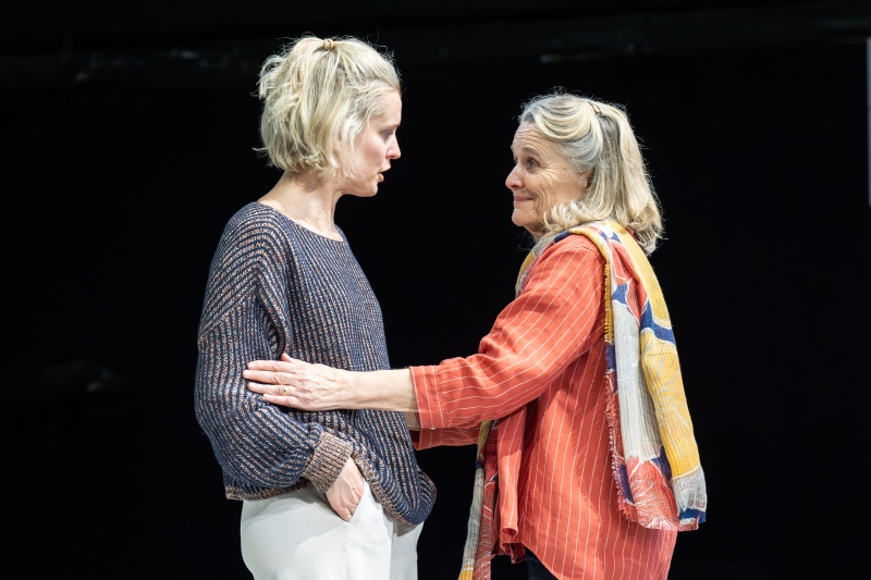 Review: PEOPLE, PLACES & THINGS, Trafalgar Theatre Image