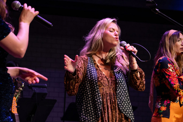 Therese Curatolo sings Carole King''s Where You Lead at Make Your Own Kind of Music Photo