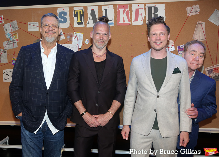 Photos: Producers Penn & Teller Visit STALKER at New World Stages Image