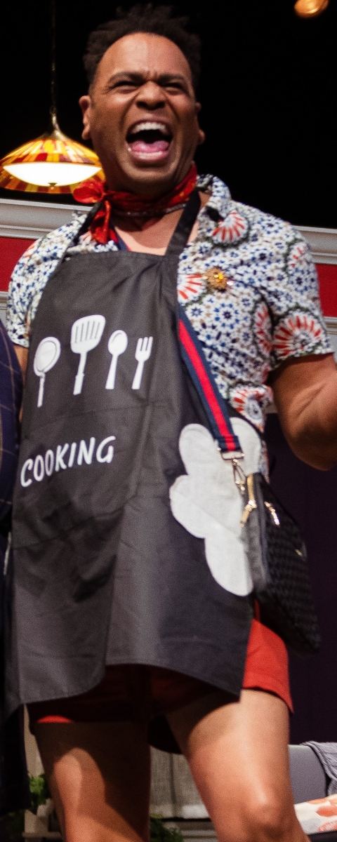 Review: THE HOT WING KING at Circuit Playhouse Image