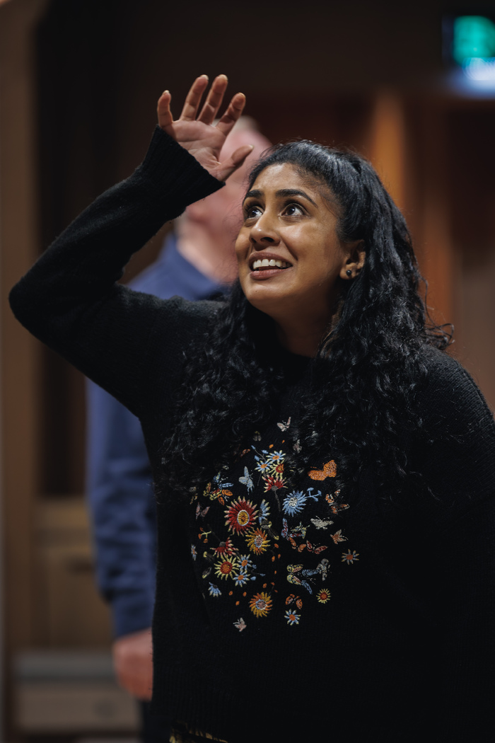 Photos: Les Dennis and More in Rehearsal For TWELFTH NIGHT at Shakespeare North  Image