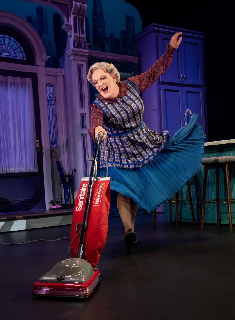 Review: MRS. DOUBTFIRE at Saenger Theatre 
