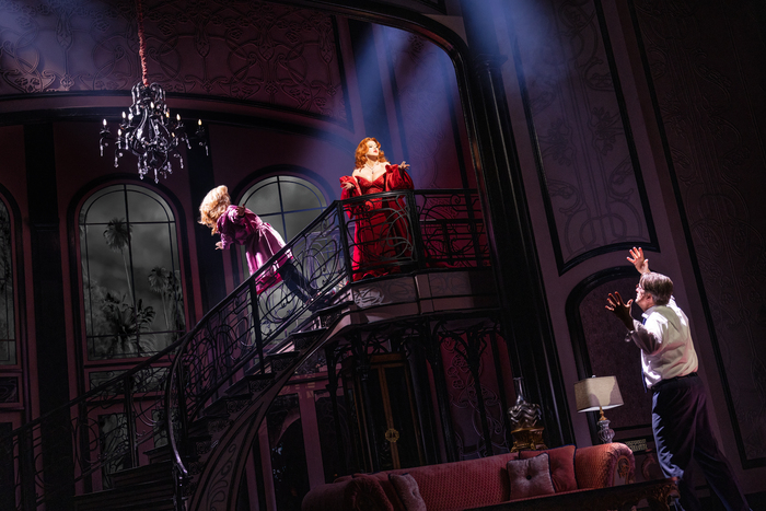 Video/Photos: Megan Hilty, Jennifer Simard, Michelle Williams & More in DEATH BECOMES HER Image