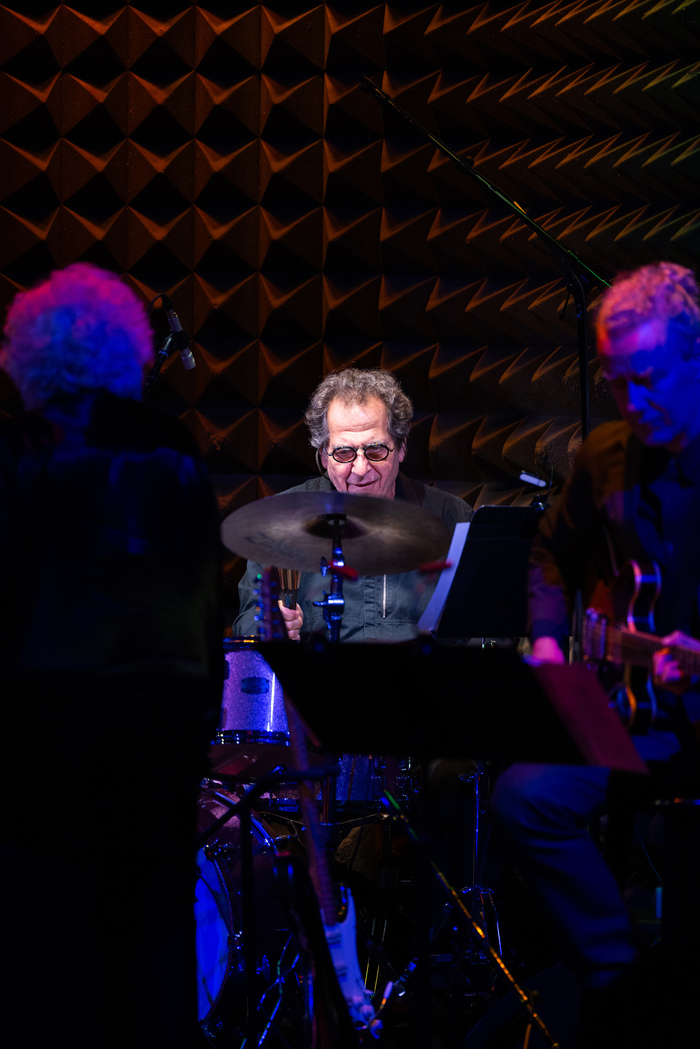 Photos: Tony Award-Winner Betty Buckley Performs at Joe's Pub Image